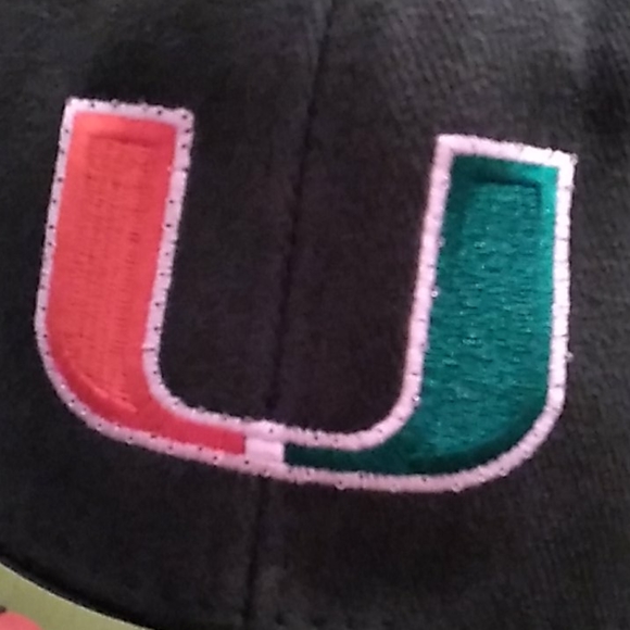 Miami Lights Up!! Hurricanes hat - Picture 2 of 9